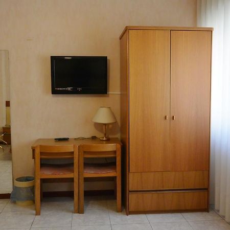 Hotel Rosengarten 帕维亚 外观 照片