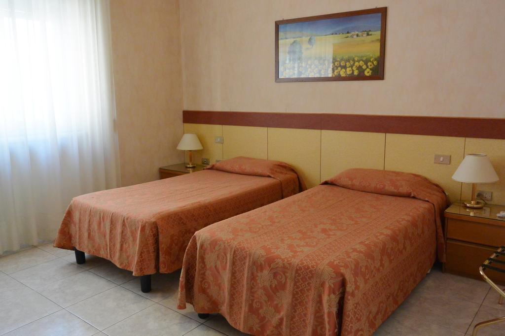 Hotel Rosengarten 帕维亚 外观 照片