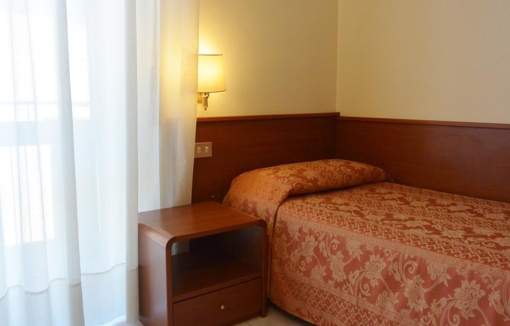 Hotel Rosengarten 帕维亚 外观 照片