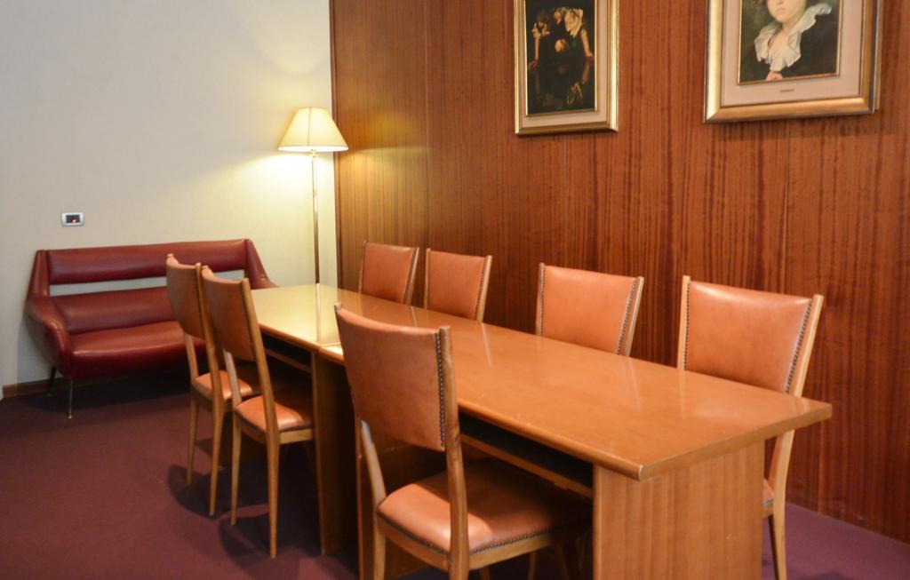 Hotel Rosengarten 帕维亚 外观 照片